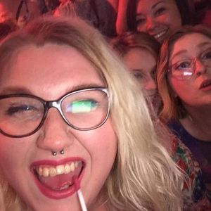 Meet your Posher, Daisy